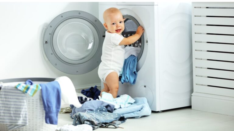 How to Wash Baby Clothes